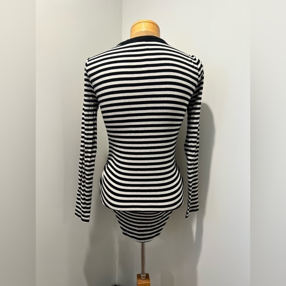 *3 piece Maternity bundle* EUC GAP Fall/Winter Tops S - Picture 4 of 9